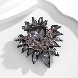 Spilla a Fiore in Lega Placcata Oro con Strass e Cristalli, per Bambini e Donne, per Feste, Matrimoni, Moda, Stile Retrò, Regalo, Vendita all'Ingrosso - Product Image 2