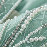 Robe de bal sirène longue vert menthe transparente, en tissu tissé, col en V profond, manches longues, entièrement ornée de perles et de sequins, coupe ajustée, longueur ras du sol, sur mesure