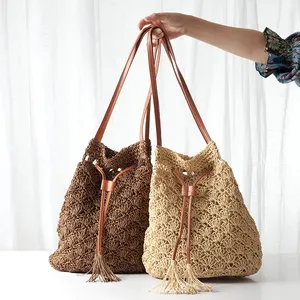 Sac à bandoulière avec pompon pour filles, seau en paille papier écologique, pour vacances, vente en gros,