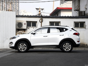 Tucson 2018 1,6 T Dual-clutch Two-drive 15th Anniversary Edición especial <span class=keywords><strong>Coches</strong></span> nuevos o <span class=keywords><strong>usados</strong></span> <span class=keywords><strong>cerca</strong></span> <span class=keywords><strong>de</strong></span> mí - Product Image 4