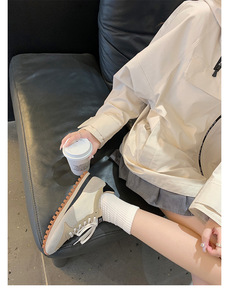 2025 Designer ha personalizzato le <span class=keywords><strong>scarpe</strong></span> di marca di <span class=keywords><strong>alta</strong></span> qualità di vera pelle da <span class=keywords><strong>donna</strong></span> in morbido pizzo sportivo per il tempo libero - Product Image 2