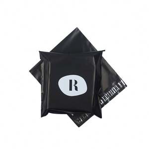 Sac d'expédition en PE écologique, noir, pour le transport, avec fermeture adhésive résistante, logo personnalisé imprimé, noir mat - Product Image 4