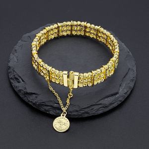 JXX Venta al por Mayor de Pulseras de Moda para Mujer, Brazalete de Latón Chapado en Oro, Joyería con Dijes a la Venta en Arabia Saudita - Product Image 5