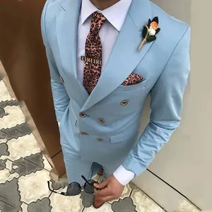 शरद ऋतु और सर्दियों हल्के नीले रंग की डबल छाती पुरुषों सूट कस्टम मेड शादी की औपचारिक सूट स्लिम फिट टक्सेडो पुरूष 2 Pcs रंगीन जाकेट सेट