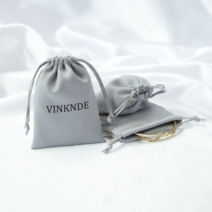 Sac à cordon en satin de luxe 12x16cm, grande taille, avec logo personnalisé, pour perruques, mèches de cheveux, emballage, couleurs assorties, pochette anti-poussière pour bijoux - Vente chaude - Product Image 5