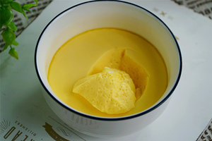 Poudre <span class=keywords><strong>de</strong></span> jaune <span class=keywords><strong>d</strong></span>'œuf pur <span class=keywords><strong>d</strong></span>éshydraté <span class=keywords><strong>de</strong></span> qualité alimentaire pour biscuits, tartes au jaune <span class=keywords><strong>d</strong></span>'œuf, nouilles instantanées, crème glacée, snacks soufflés - Product Image 6