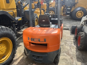 New HELI CPCD30 3 Ton Diesel <b>Forklift</b> Truck 3t Heli <b>Forklift</b> 0.5m Mast Isuzu Engine Hydraulic Side Shifter Factory Direct Supply - Product Image 5