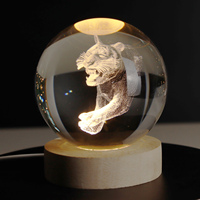 Boule de cristal gravée au laser tigre, veilleuse, lampe à boule de cristal 3D avec base en bois LED
