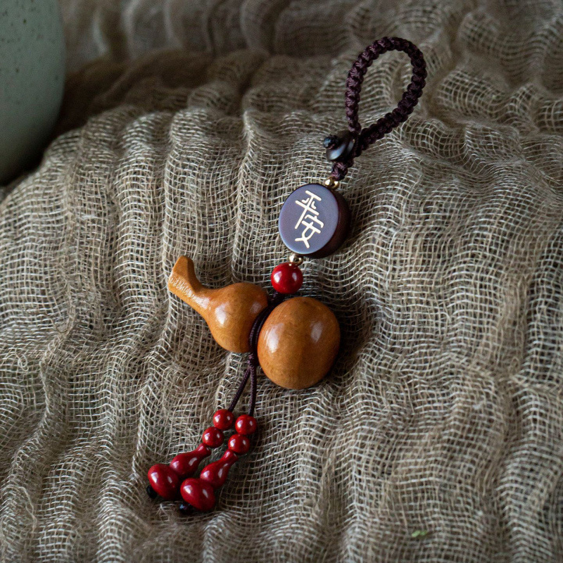 Peach wood gourd [Peaceful Talisman] - Brown rope