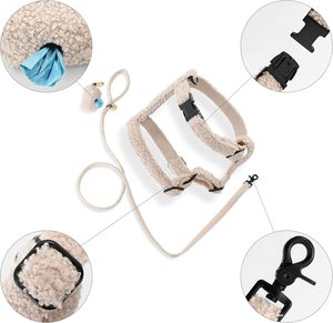 Harnais pour chien personnalisé en velours Teddy de luxe, doux et ajustable, design tendance sur mesure, vente en gros - Product Image 4