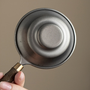 Colador de Té de Titanio Puro con Acabado Mate, Filtro de Té Reutilizable para Accesorios de Ceremonia del Té - Product Image 3