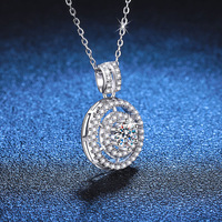 Haut de gamme S925 argent Sterling Double anneau VVSD couleur 0.5CT Moissanite rond pendentif collier pour les femmes