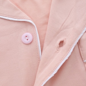 थोक अनुकूलित माँ लड़की महिलाओं पजामा सेट बारी-डाउन कॉलर गर्मियों लघु आस्तीन में सबसे ऊपर शॉर्ट्स सेट नाइटवियर कपड़े - Product Image 6