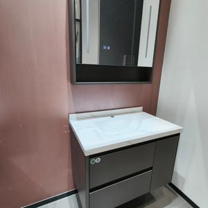 Petite armoire de salle de bain marron avec miroir de rangement, fonction anti-buée et design mural - Product Image 3