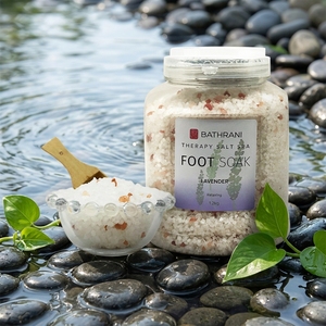 Bain de <span class=keywords><strong>pieds</strong></span> exfoliant au <span class=keywords><strong>sel</strong></span> d'<span class=keywords><strong>Epsom</strong></span> riche en minéraux naturels <span class=keywords><strong>pour</strong></span> la récupération musculaire et la relaxation - Product Image 1