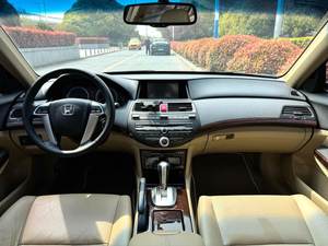 Sedán Usado en Venta, <span class=keywords><strong>Honda</strong></span> Modelo <span class=keywords><strong>2012</strong></span>, Octava Generación <span class=keywords><strong>Accord</strong></span> 2.0 SE, 5 Asientos, Gasolina, Automático, R16, Volante a la Izquierda, Jiben Auto - Product Image 6
