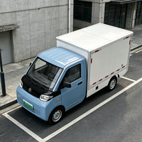 Mini-camion électrique certifié CEE avec moteur de 15 kW et autonomie de 201-300 km pour la livraison de nourriture et d'ingrédients aux cantines scolaires