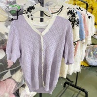 Vêtements d'occasion en gros de la marque YIJIAYI : Chemises tricotées à manches courtes en mélange polyester/coton, toutes tailles, qualité supérieure