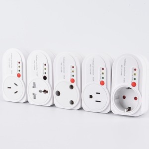 Protector de Voltaje Doméstico de 120V con Pantalla Digital, Dispositivo de Protección Contra Sobretensiones con Certificación CE ISO9001 RoHS - Product Image 2