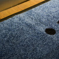 Tapis de porte d'entrée fabriqué à la machine commerciale Tapis avec logo personnalisé Livraison rapide Texture de conception personnalisée Branding promotionnel