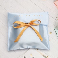 Sac à poussière en satin de soie avec logo de sérigraphie personnalisée avec enveloppe à rabat Cadeau Chaussures Bijoux Chapeau Portefeuille Ceintures Perruques Emballage Pochette à poussière