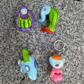 Americano straniero montagna e mare giocattolo Tungtungtungsahur bastone uomo portachiavi transfrontaliero popolare accessorio in plastica - Product Image 4