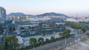 Cortador <span class=keywords><strong>de</strong></span> Cables Hidráulico a Batería ZUPPER ED-120C 18V, 150kN, Herramienta para Cortar Cables <span class=keywords><strong>de</strong></span> Cobre, Aluminio y Blindados <span class=keywords><strong>de</strong></span> 120 mm - Product Image 4