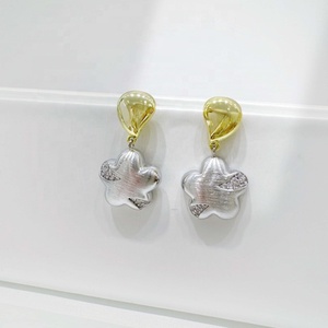 Boucles d'oreilles pendantes en argent S925 plaqué or, motif goutte d'eau, tendance, uniques, style western, cœur, fleur, mode - Product Image 1