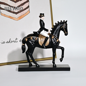 Arte moderna figura scultura personalizzato armadietto del vino di lusso resina cavalleresco Design ornamenti Desktop - Product Image 6