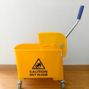 <span class=keywords><strong>Seau</strong></span> de vadrouille <span class=keywords><strong>en</strong></span> plastique à 4 roues facile à déplacer avec roues - Product Image 1