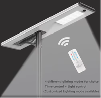 Lampu Jalan LED Tenaga Surya 60W IP66 Tahan Air Sensor Microwave Tiang Aluminium untuk Jalan Kampus Tempat Parkir