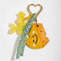 En gros, Breloque de sac et porte-clés pour femme, motif dessin animé 'Cheese Smile' avec pendentif chien ballon et cordon