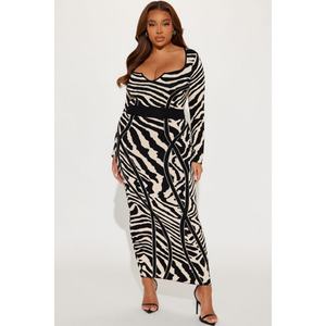 Nouvelle Robe Imprimée Sexy à Col Carré et Rayures Zébrées, Nouveau Style Tendance - Product Image 3