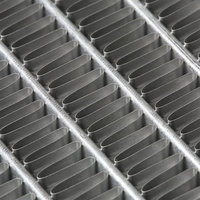Radiateur de réservoir d'eau entièrement en aluminium pour Ford Falcon Sedan Delivery Mustang / Mercury Comet 1963-1966 Système de refroidissement du moteur