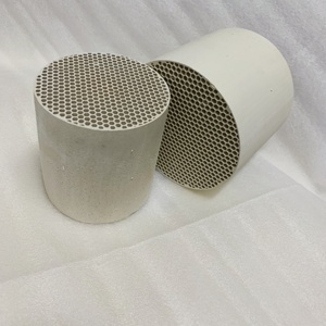 Cordierita, Mulita, Alúmina, Porcelana y Cerámica Personalizadas con Porosidad, en Forma de Panal Redondo y Cuadrado para Intercambiadores de Calor y Catalizadores - Product Image 3