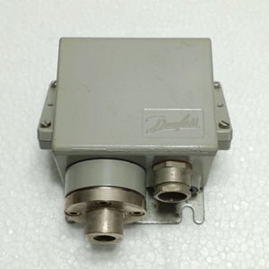 Interruptor de Presión Danfoss CAS 143 1-10 Bar 060-3160 396 MWP 160 Bar IP67 - Product Image 1