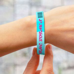 Bracelets en papier adhésifs personnalisés de haute qualité, bracelets VIP, bracelets d'identification pour événements - Product Image 5