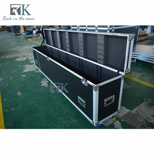 Conjunto de Cortinas Rojas/Negras para Stands de Exhibición, Portátiles, con Estuches de Transporte - Product Image 5