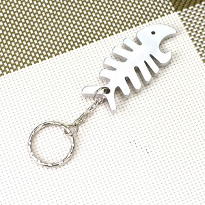 Phim hoạt hình sáng tạo phong cách cá xương hình dạng Hợp kim nhôm mở chai Keychain tùy chỉnh laser logo khuyến mại bia mở vòng chìa khóa - Product Image 5