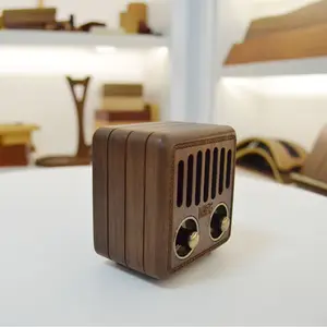 Retro Bluetooth Lautsprecher Radio Weihnachts geschenk Holzhandwerk Geschenk für hochwertige Retro Holz Urlaub Dekoration & Geschenk Modell