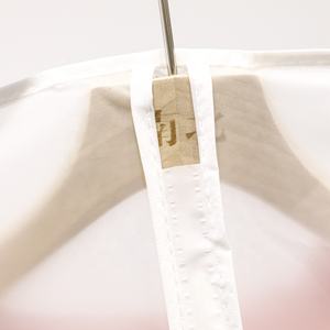 Bolsa de Almacenamiento Colgante Plegable, Bolsa de Ropa Plegable de PET+PE, Funda Protectora de Traje Impermeable de Plástico PVC Suave a Prueba de Humedad - Product Image 5