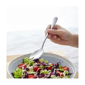 Low price customized logo kitchenware kitchen tools manual salad vegetable silver stainless steel cutlery set