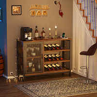 Mueble Bar Moderno de Madera con Tomacorrientes, Ecológico y Convertible, con Estantes para Licores y Botellas