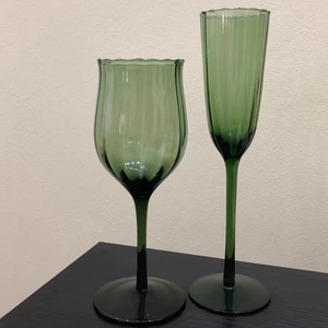 Verres de couleur verte au design élégant, verres vintage, verres à vin rouge, verres à champagne - Product Image 4