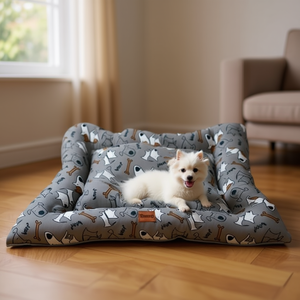 Set Letto per Cani in Lino a Tre Pezzi con Stampa Cartoon, Fondo Grigio Impermeabile e Antiscivolo - Product Image 3