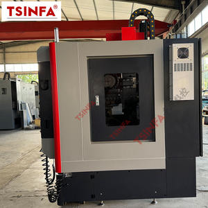 <span class=keywords><strong>Centre</strong></span> d'usinage vertical CNC 3/4/5 axes BT40, fraiseuse VMC640 à broche simple pour le métal - Product Image 4