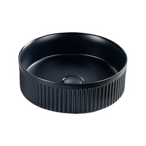 Lujoso Lavabo Moderno de Cerámica Blanca Acanalado <span class=keywords><strong>con</strong></span> Borde <span class=keywords><strong>Dorado</strong></span>, Muebles Modulares de Alta Gama Fáciles de Limpiar para Hoteles, Incluye Desagüe - Product Image 5