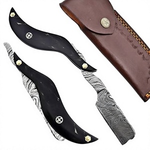 Maquinilla de afeitar recta de acero de Damasco hecha a mano personalizada, mango de cuerno, agarre de mano perfecto, Funda de cuero gratis, regalo Ideal para él - Product Image 1