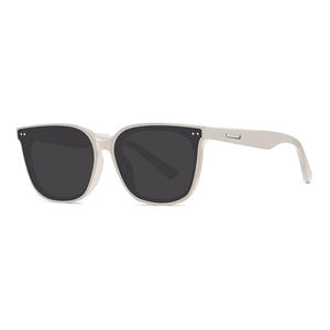 Gm Lunettes de soleil pour femmes, monture en plastique noir, verres polarisés UV400, type 3, pour visages plus grands - Product Image 5