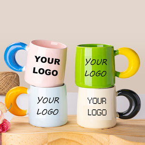 Gran oferta coreana 350ml personalizado cerámica en forma de luna mango taza de café agua y leche desayuno taza de té con interior esmaltado y mango - Product Image 1